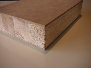 LATTE 3 PLIS ALLEGES 19 MM 280 X 207 2 FACES HDF BRUT